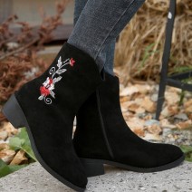 Women Retro Plus Size Embroidered Side Zipper Suede Short Boots